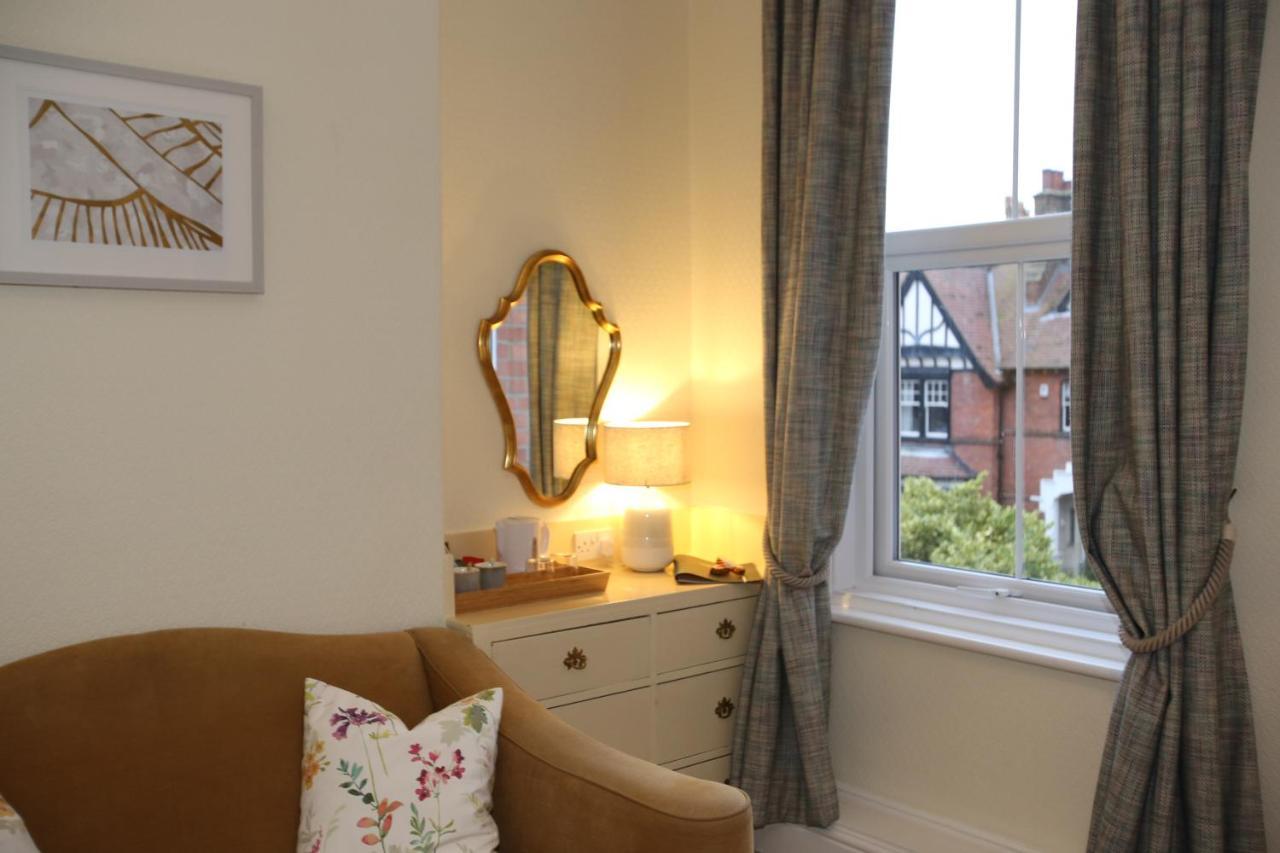เดอะ คอร์เดเลีย Bed & Breakfast สการ์โบโรห์ ภายนอก รูปภาพ