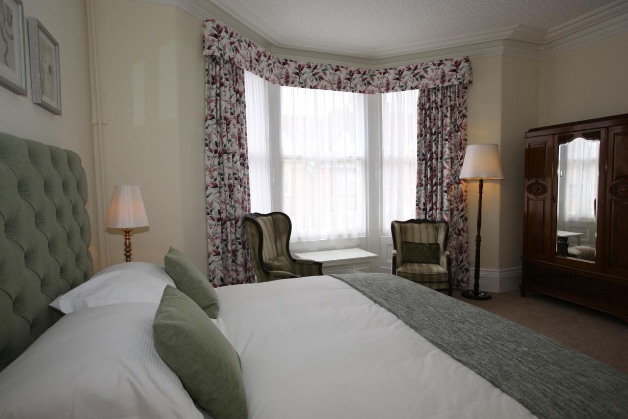เดอะ คอร์เดเลีย Bed & Breakfast สการ์โบโรห์ ภายนอก รูปภาพ