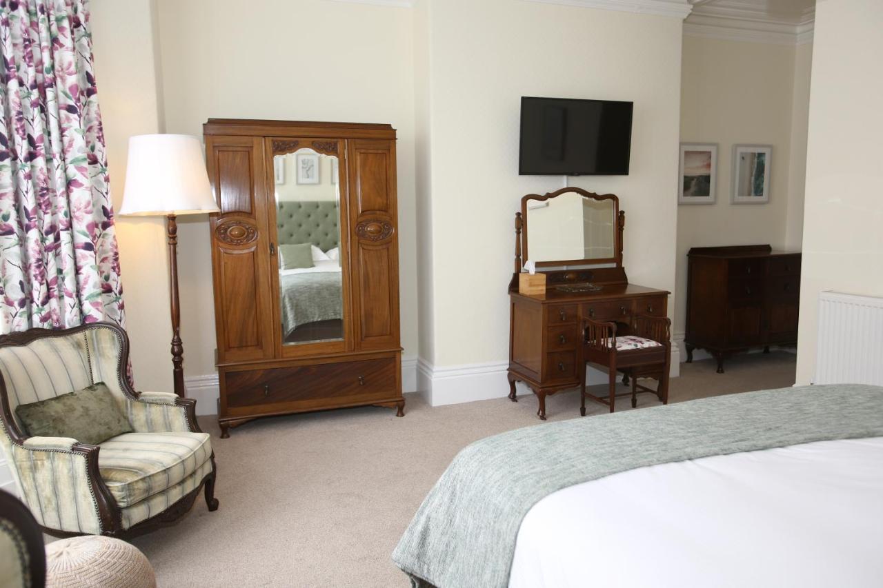 เดอะ คอร์เดเลีย Bed & Breakfast สการ์โบโรห์ ภายนอก รูปภาพ